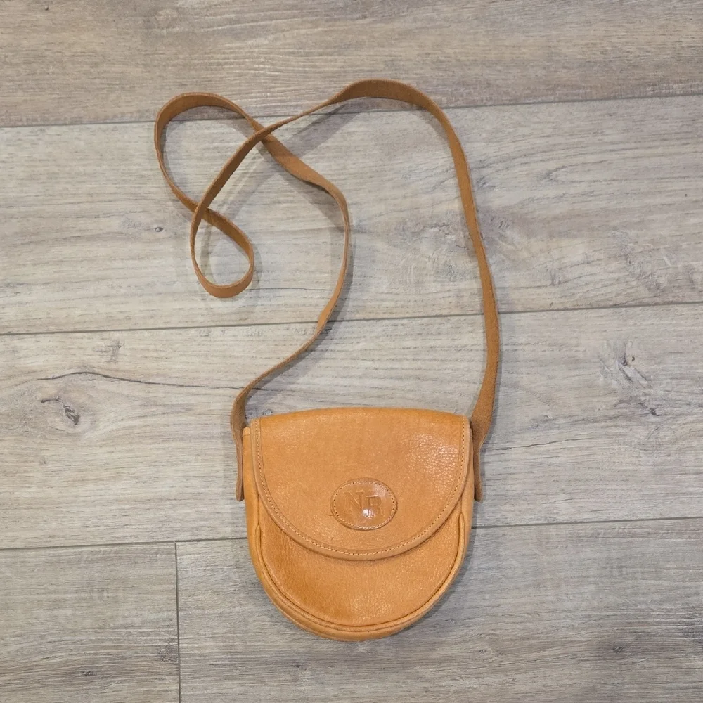 Vintage/Retro 90's Tan Leather Crossbody Northern Reflections Bag - Picture 1 of 10